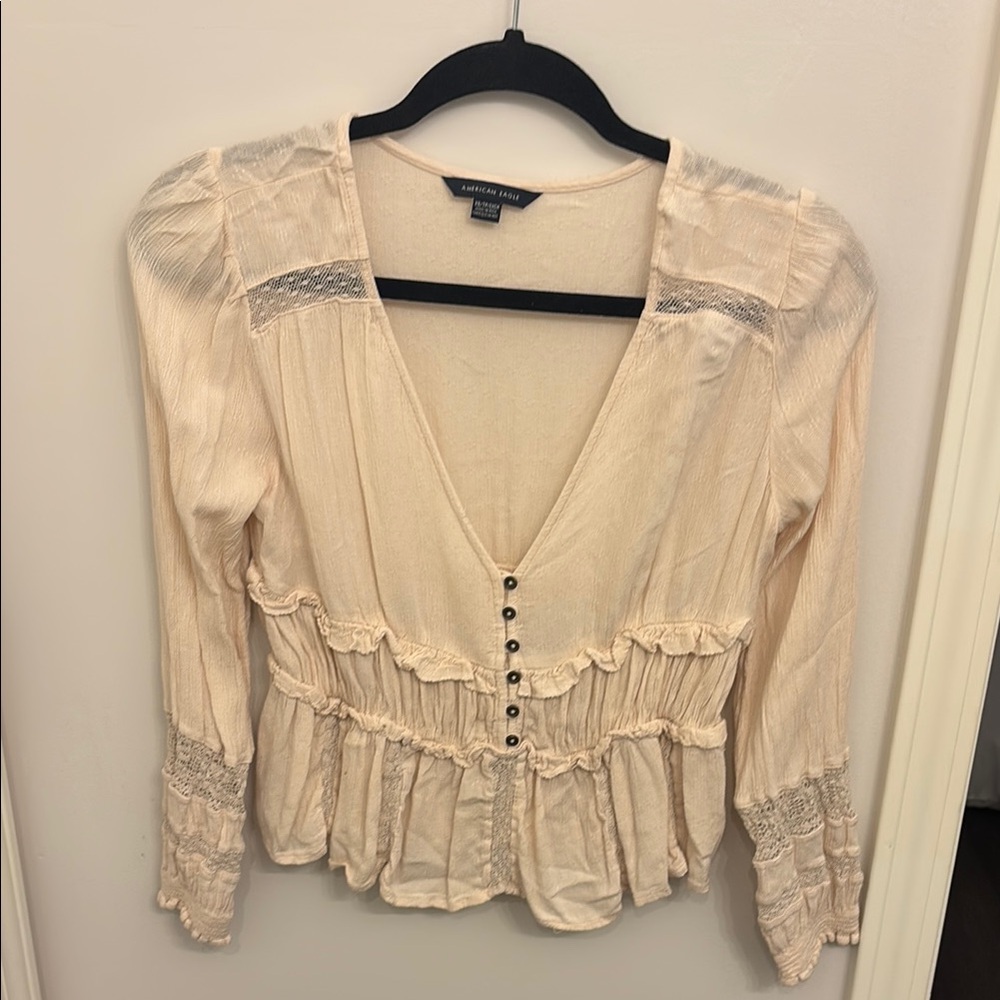 American Eagle Cream Long Sleeve Ruched Blouse